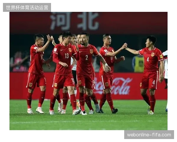 国际足联“10秒离场”新规在热身赛生效，奥利塞成为首批因该规则受罚的球员之一